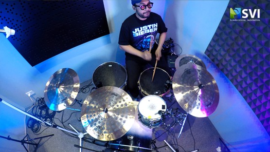 Tantangan “Kisah Romantis” Stagg Cymbal Series Genghis Untuk Boni Eko