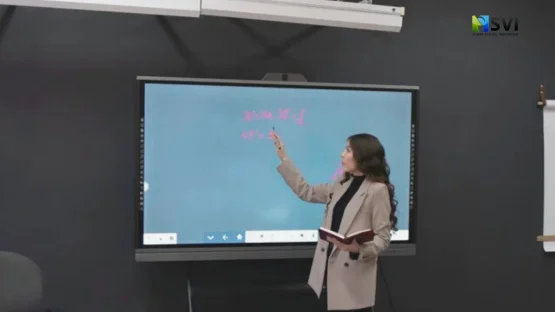 Kelebihan Smart Board untuk Sekolah