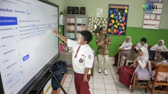 Rekomendasi Papan Interaktif Sekolah