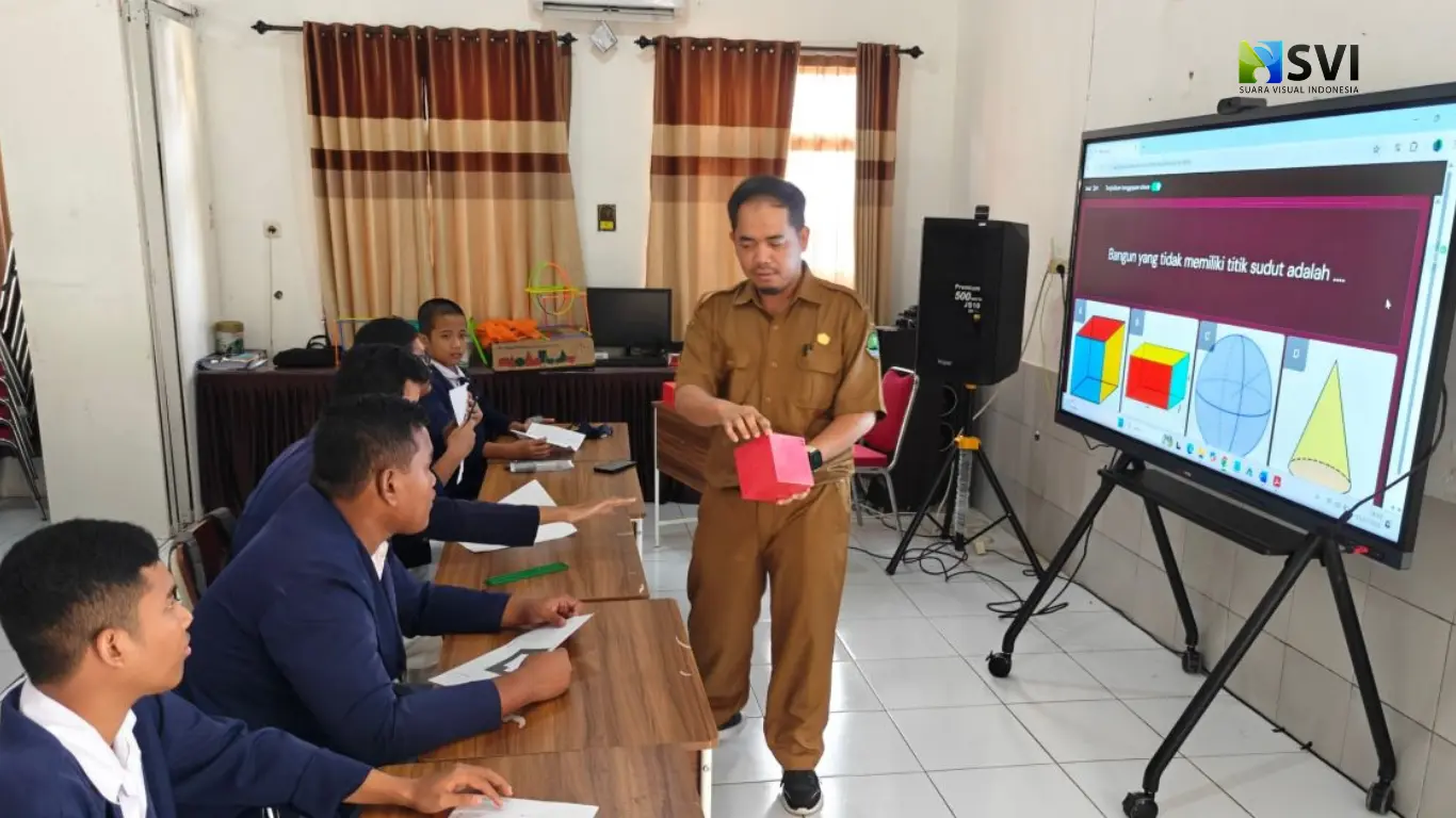 Apakah IFP atau Smartboard Membawa Pengaruh Positif untuk Pembelajaran di 2026? Ini Analisis Mendalam Berbasis Tren Pendidikan Digital